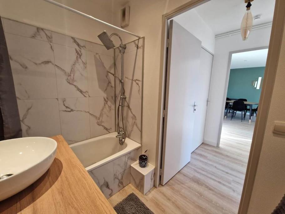 Appartement Cosy Oloron, Aux Pieds Des Pyrenees Et De L'Atlantique! Dış mekan fotoğraf